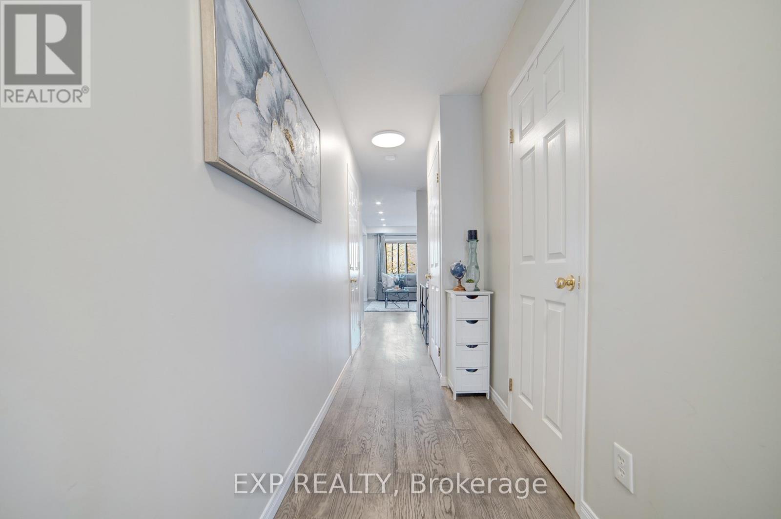 26 - 30 BRYAN COURT W