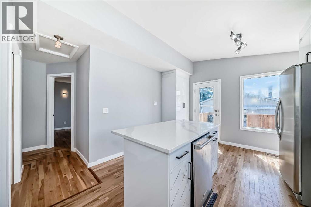 77 Shawfield Way SW