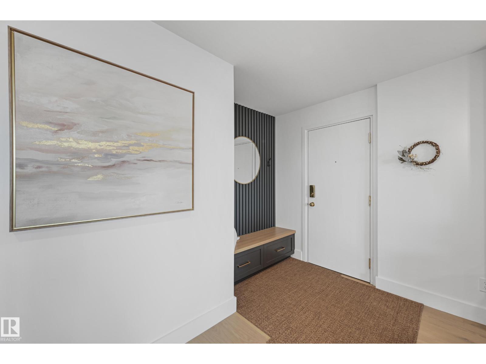 #701 11503 100 AV NW