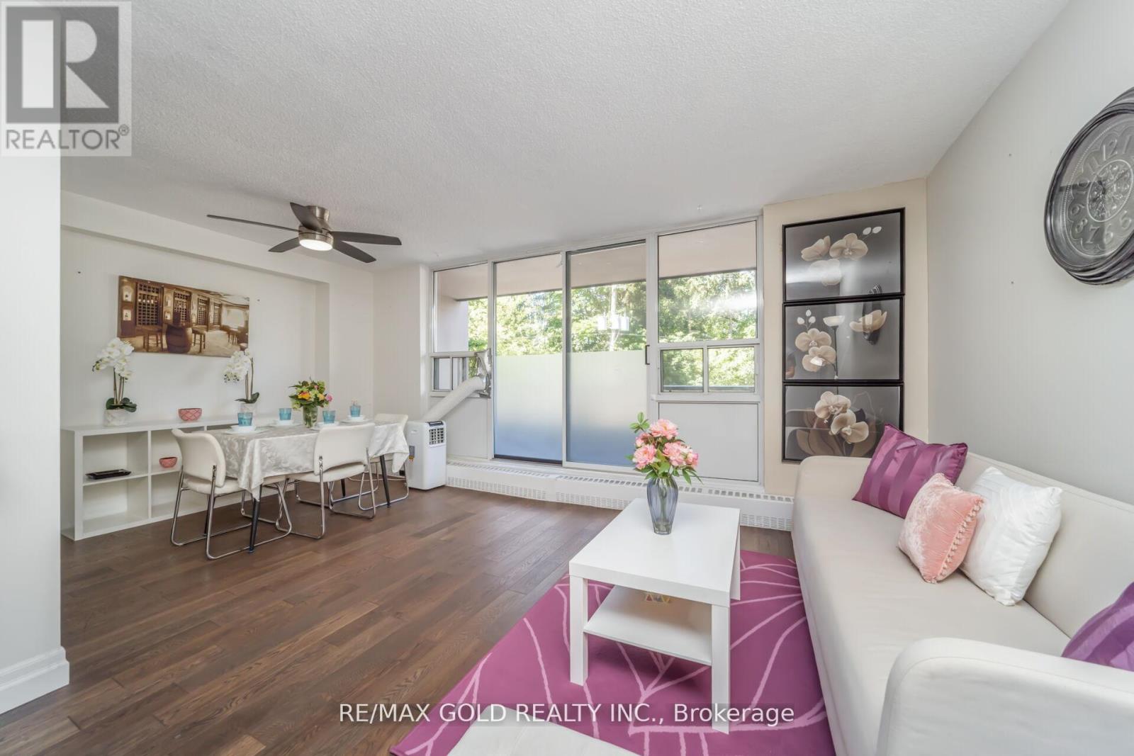 404 - 1964 MAIN STREET W