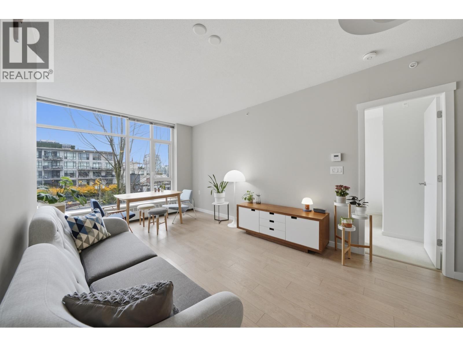 408 135 W 2ND STREET