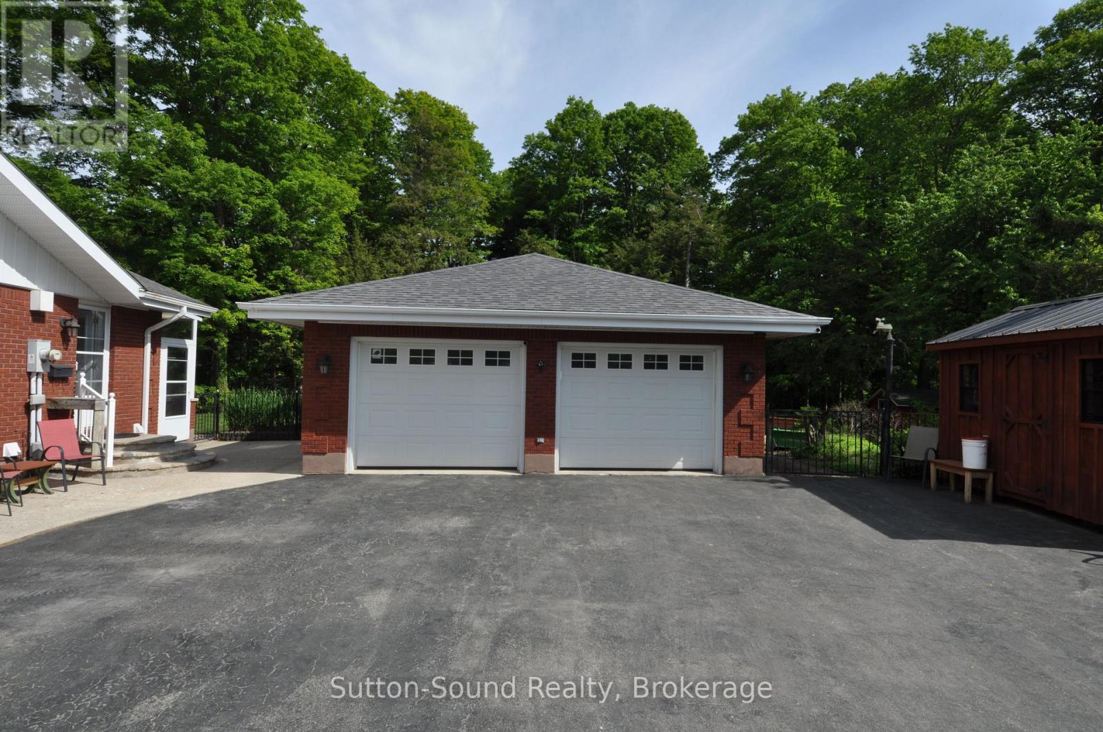 294 FOREST HILL DRIVE