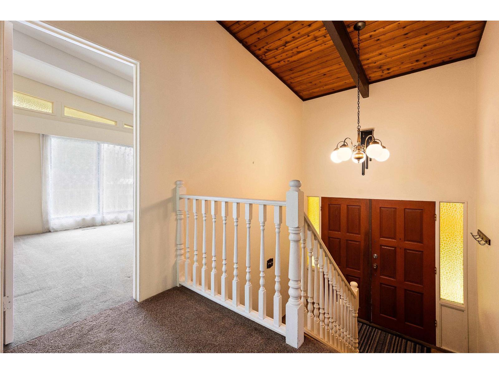 650 MOUNTAIN VIEW ROAD|Cultus Lake North