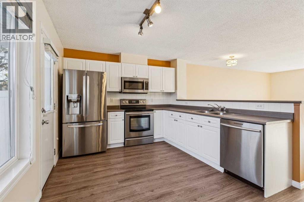 95 Tuscany Springs Gardens NW