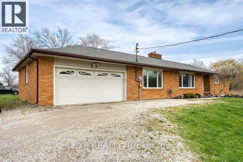 1235 GESTO SIDEROAD SIDE ROAD