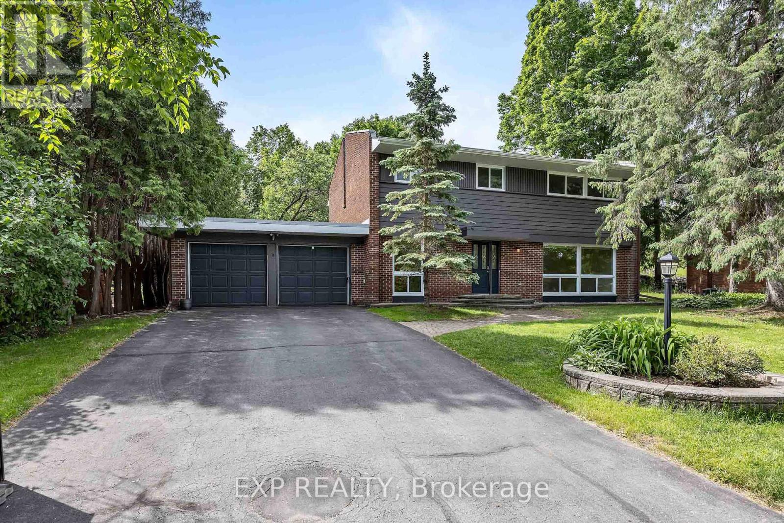 14 CARR CRESCENT