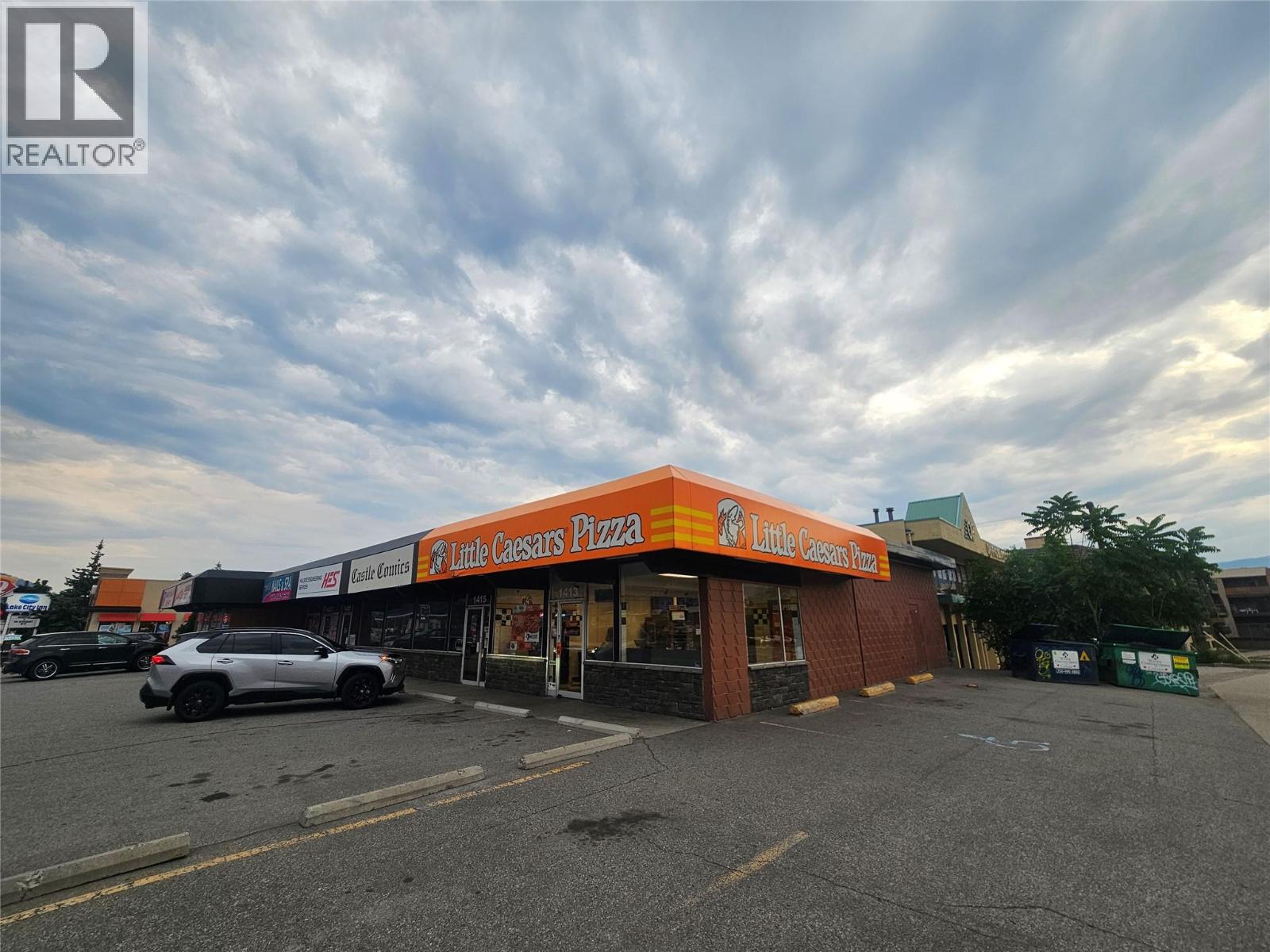 1413 Main Street