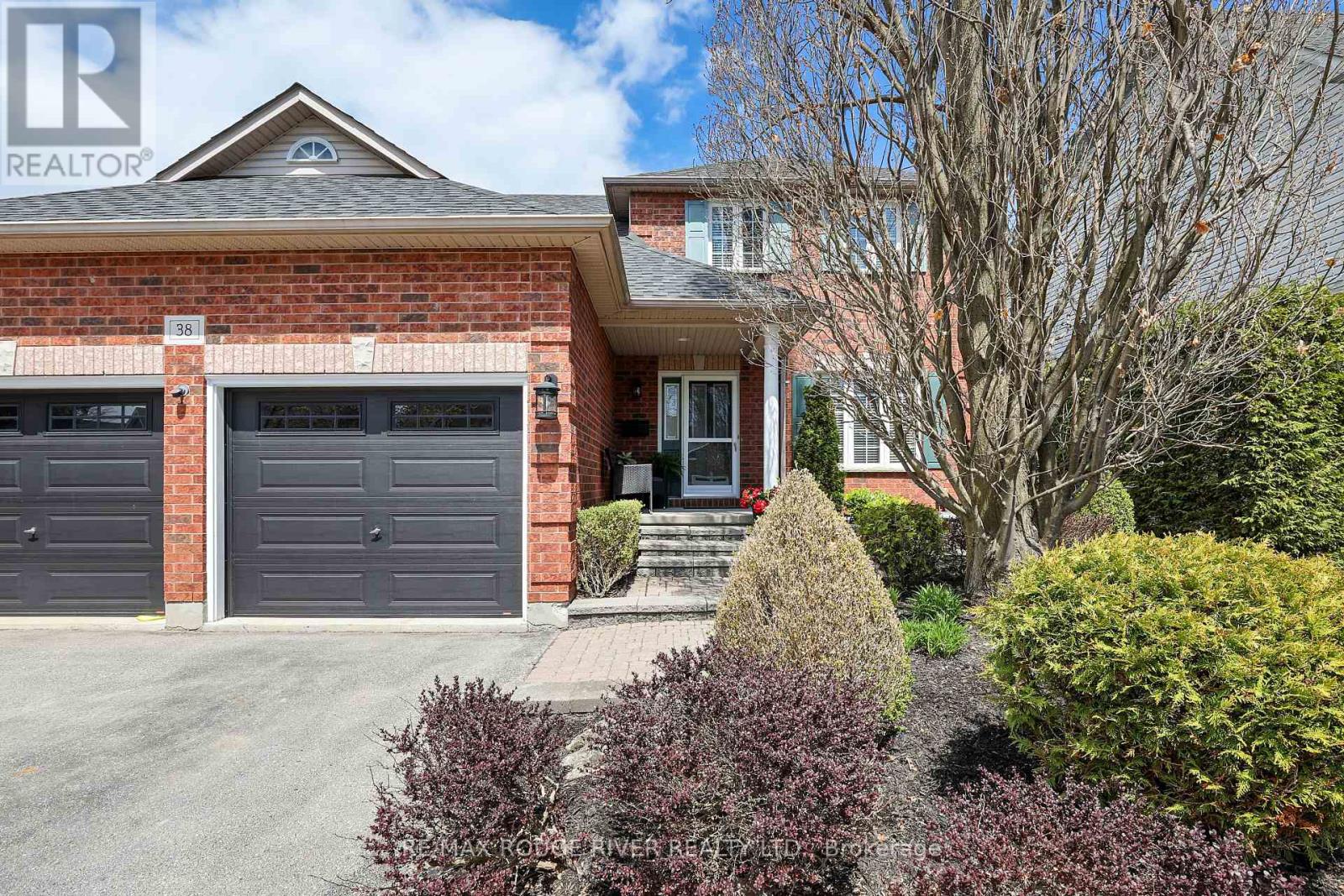 38 WORTHINGTON DRIVE