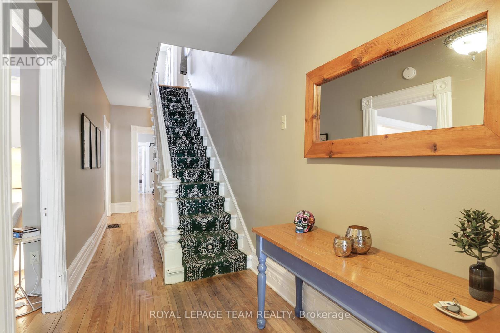 142 CATHCART STREET
