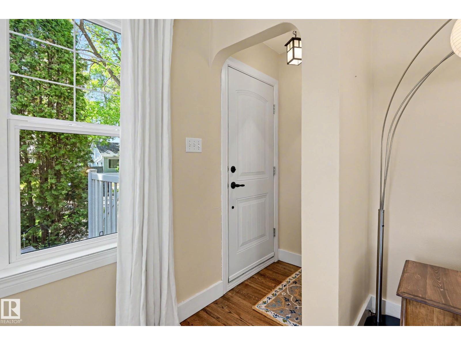 11603 71 ST NW