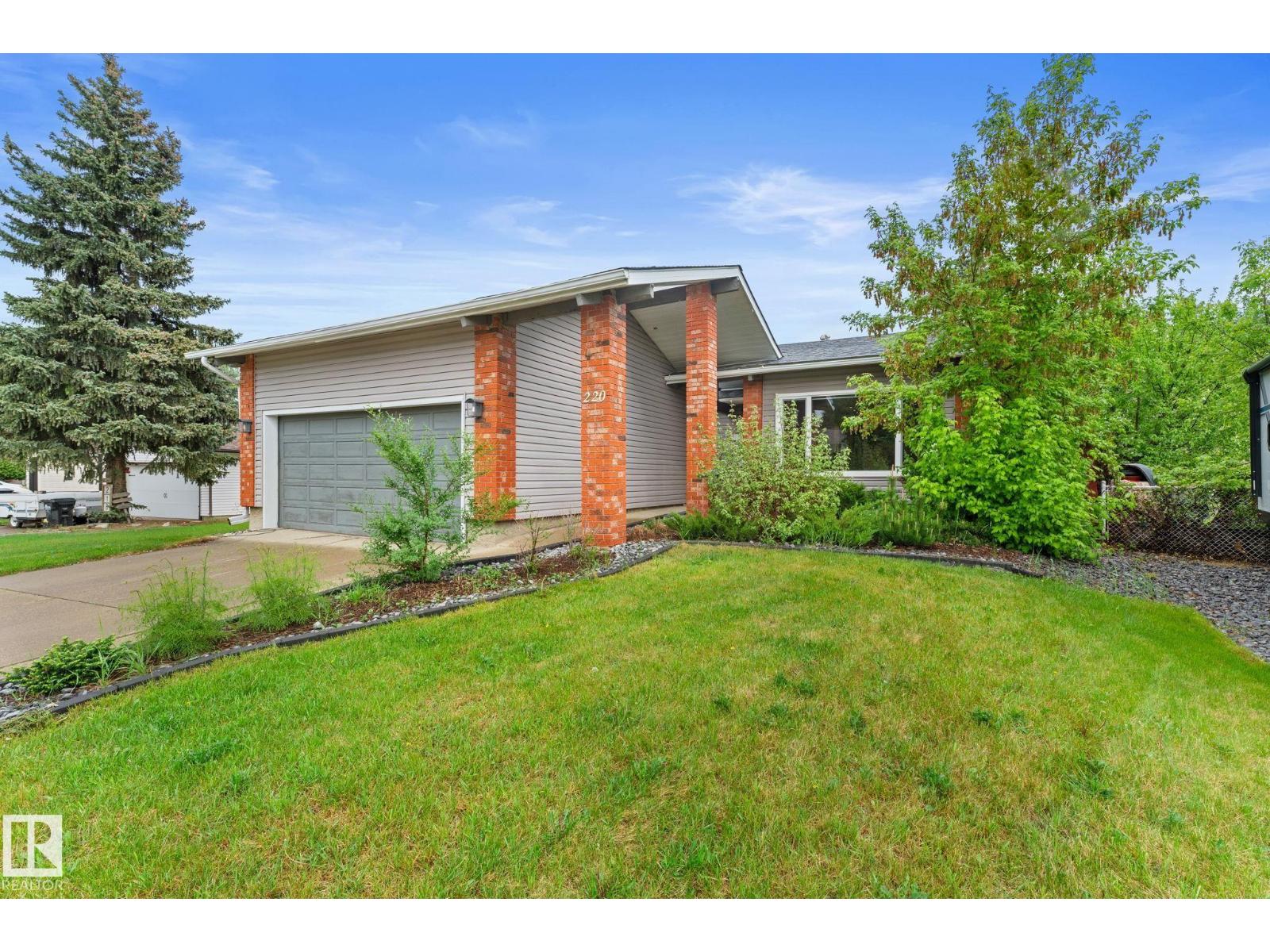 220 GREYSTONE TC