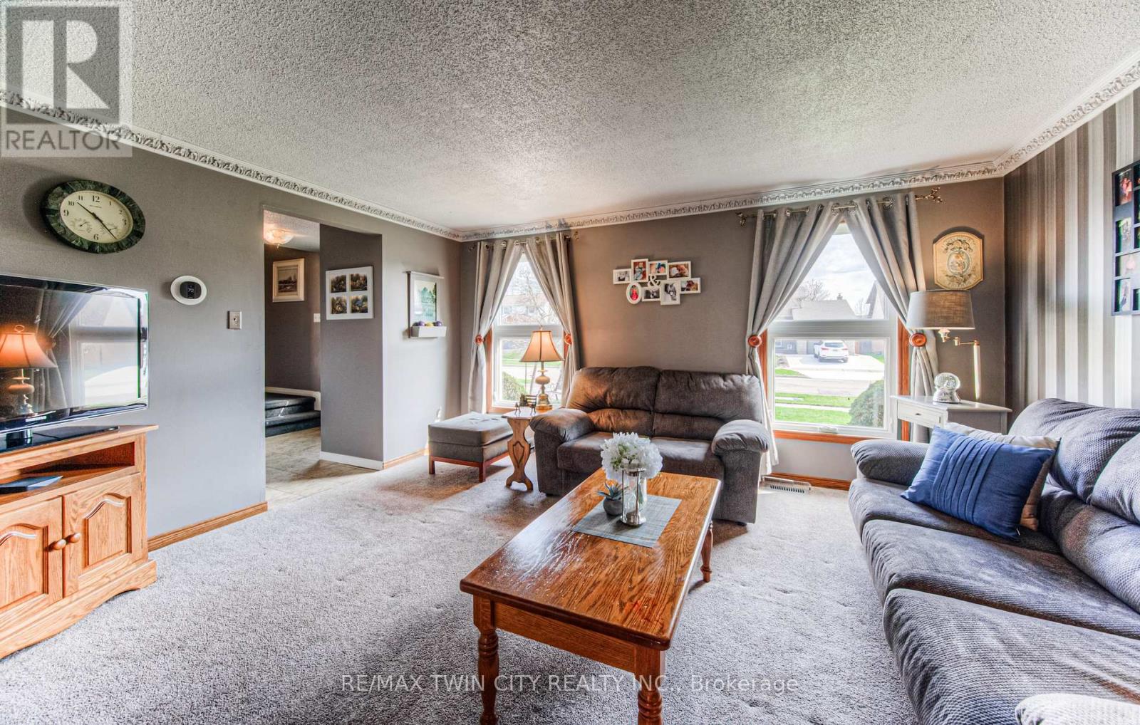 76 NEWBURY DRIVE