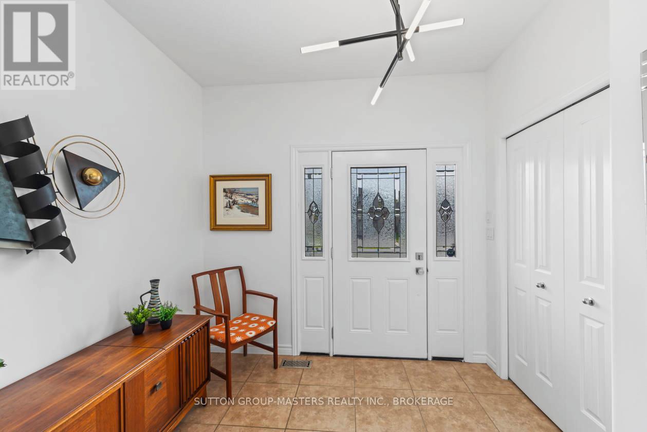 112 JORDYNS COURT