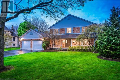 580 GUILDWOOD Place Waterloo ON N2K3M4