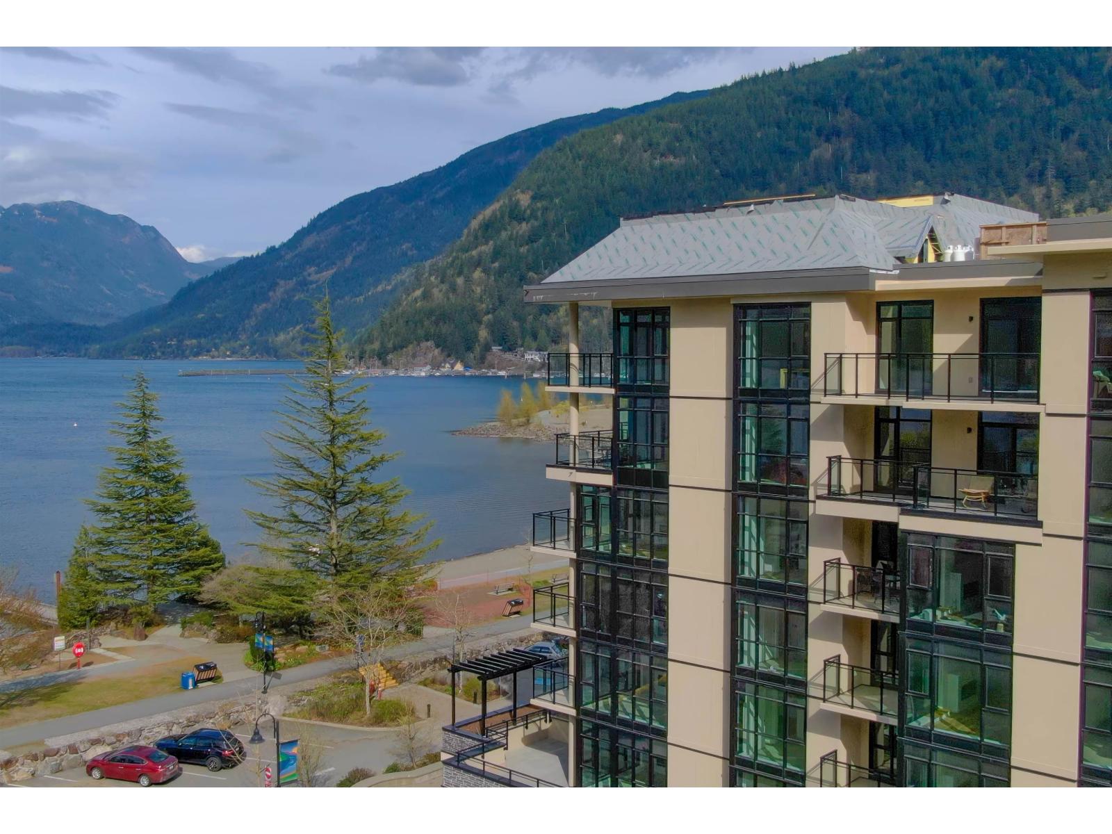 206 120 ESPLANADE AVENUE|Harrison Hot Springs