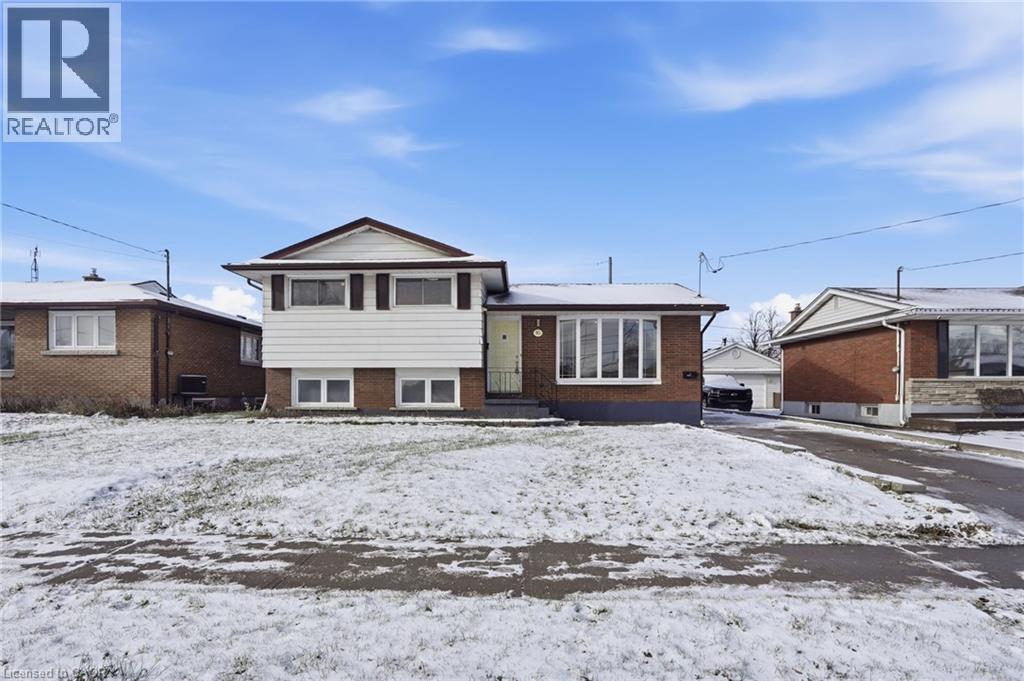 93 WELLINGTON Street