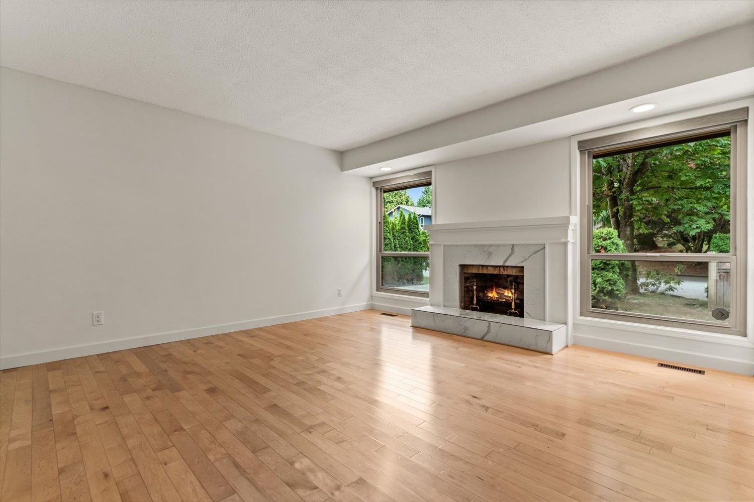 2470 WOODSTOCK DRIVE