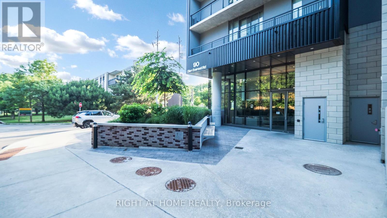 526 - 90 GLEN EVEREST ROAD