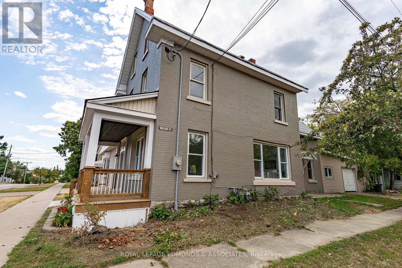 362 CHRISTIE STREET