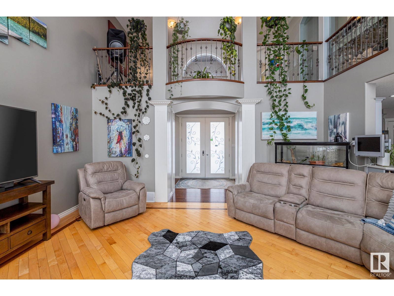1062 TORY RD NW