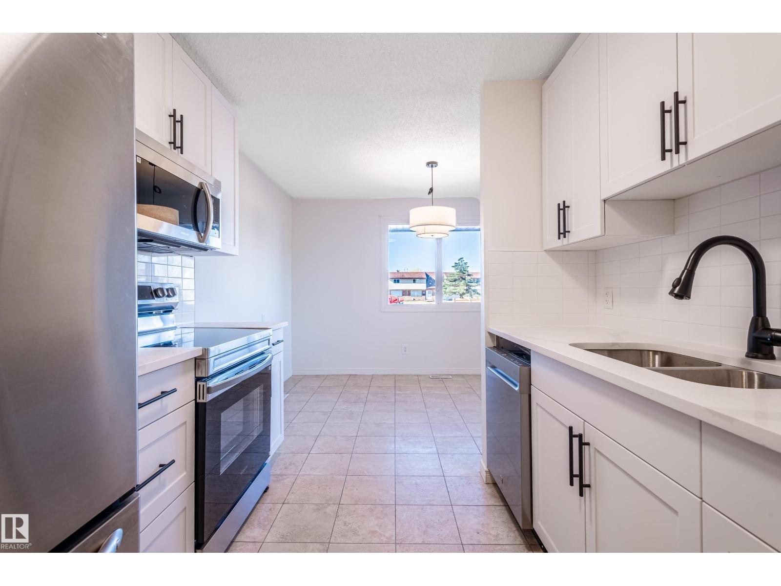 13341 47 ST NW