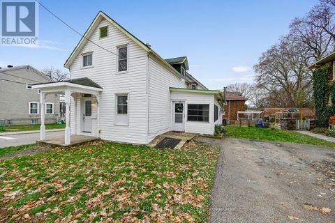 56 NORTH AUGUSTA ROAD Brockville ON K6V2X6