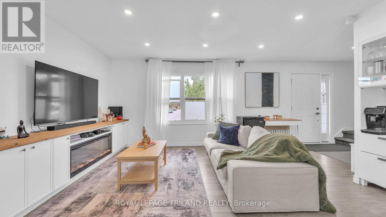 51 ASHBURY AVENUE - Photo 3