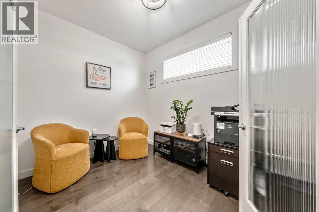 87 Mount Rae Heights