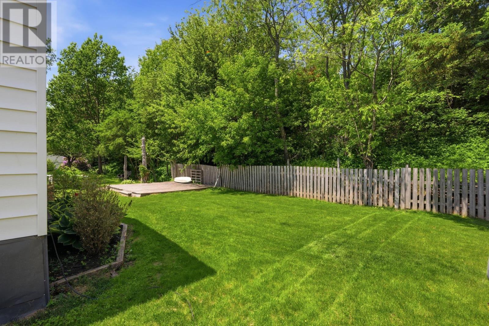 27 Stone Terrace - Photo 2