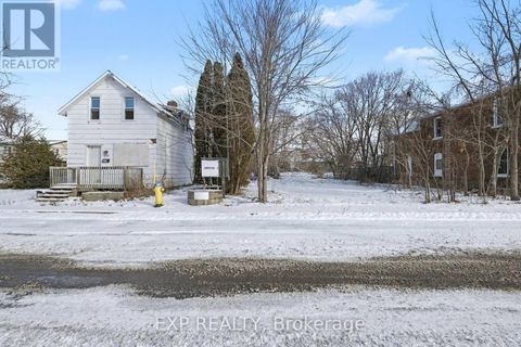 135 & 139 CHARLES STREET Carleton Place ON K7C2Y4