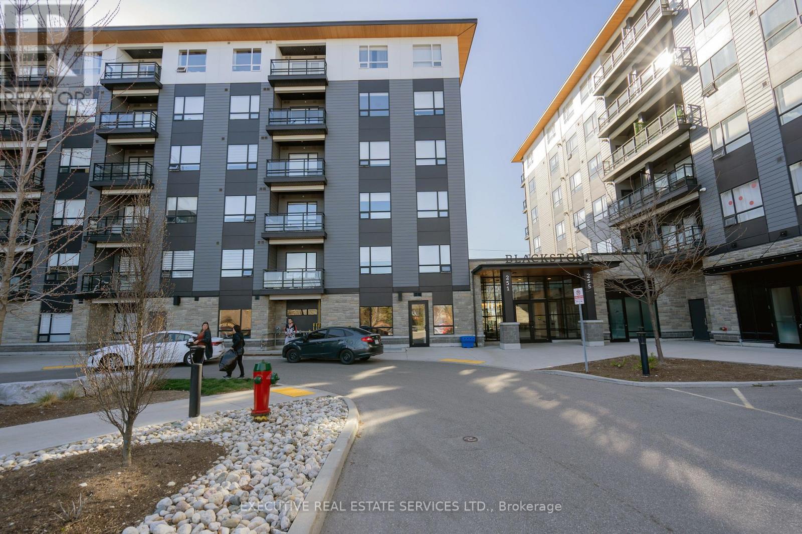 322 - 251 NORTHFIELD DRIVE E