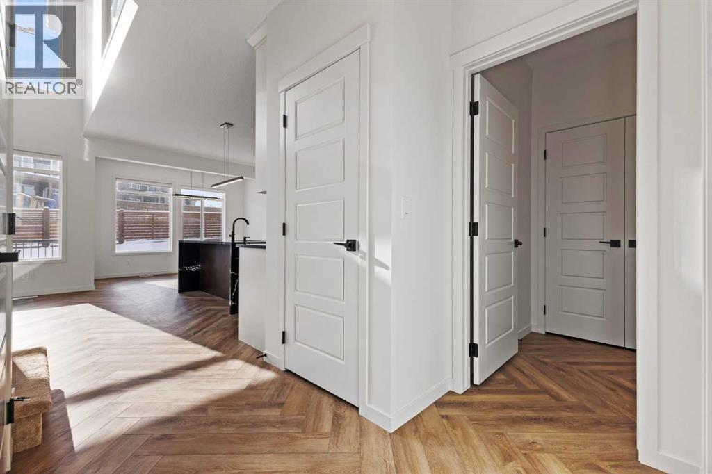 229 Calhoun Crescent NE