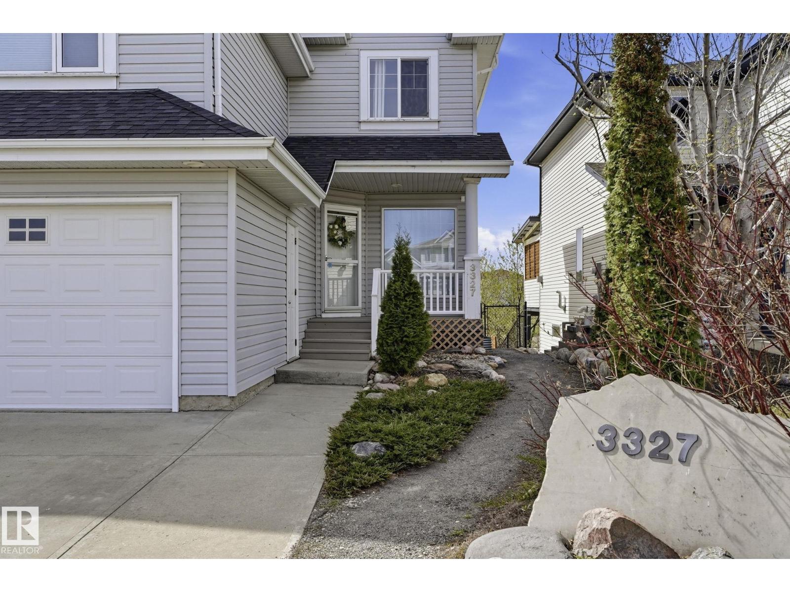 3327 32 AV NW