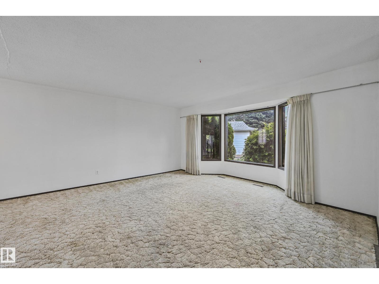 12254 143 AV NW