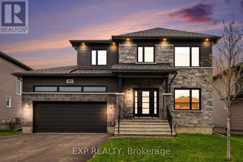 520 LUCENT STREET Russell ON K4R0G3