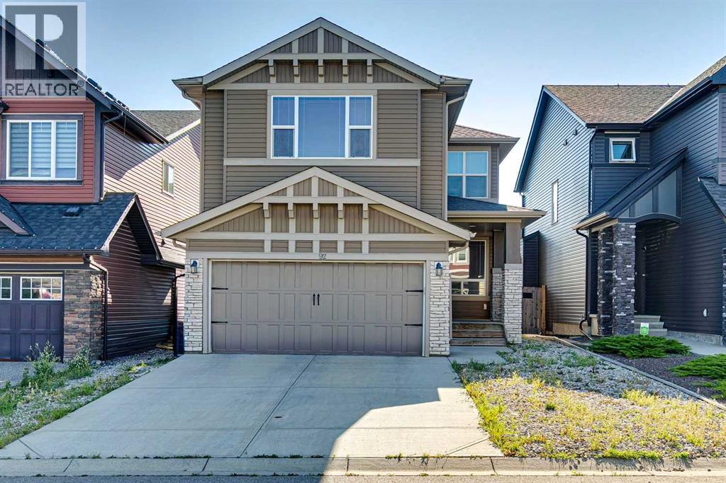 92 Cougar Ridge Close SW