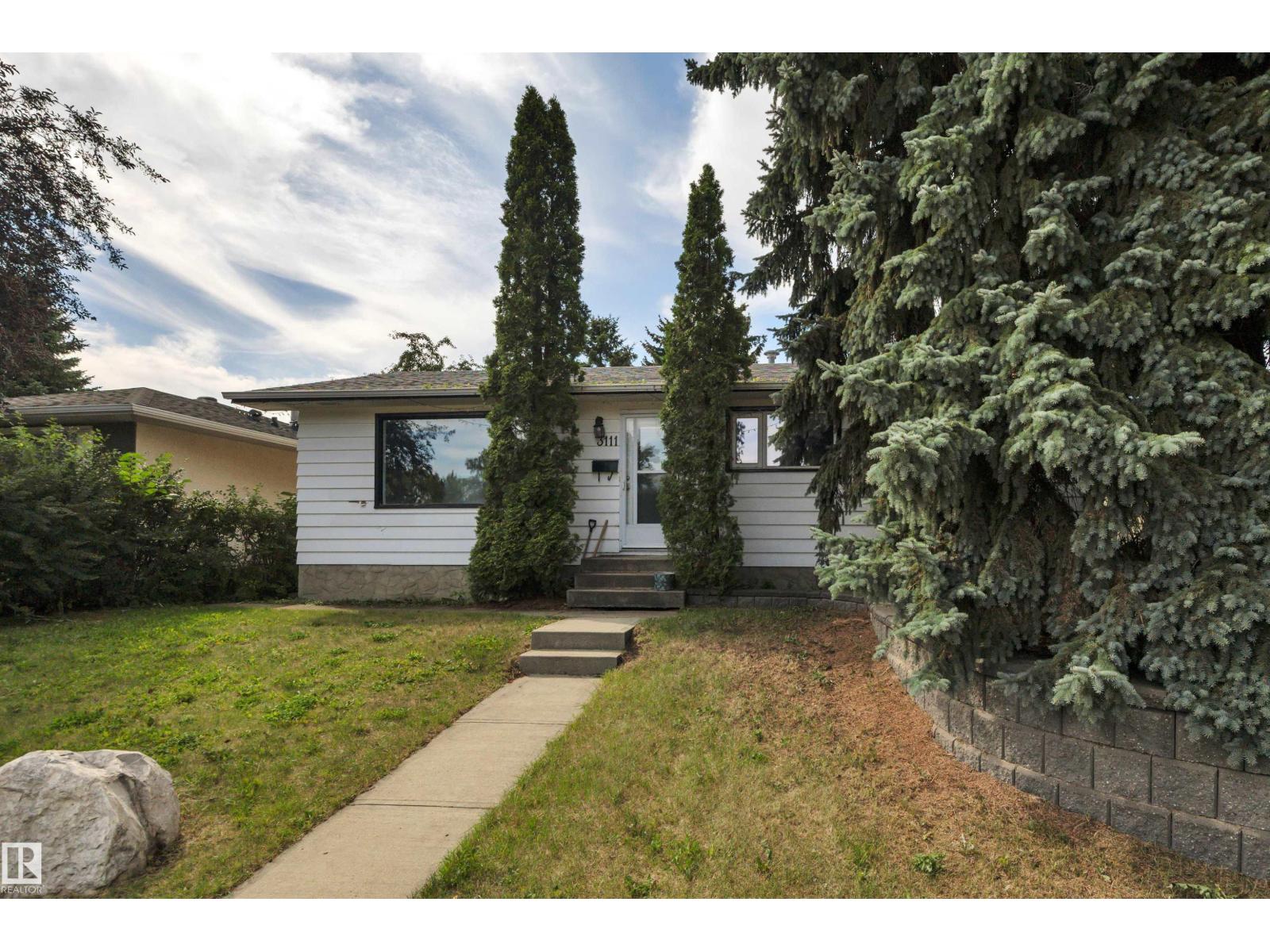 3111 106 AV NW