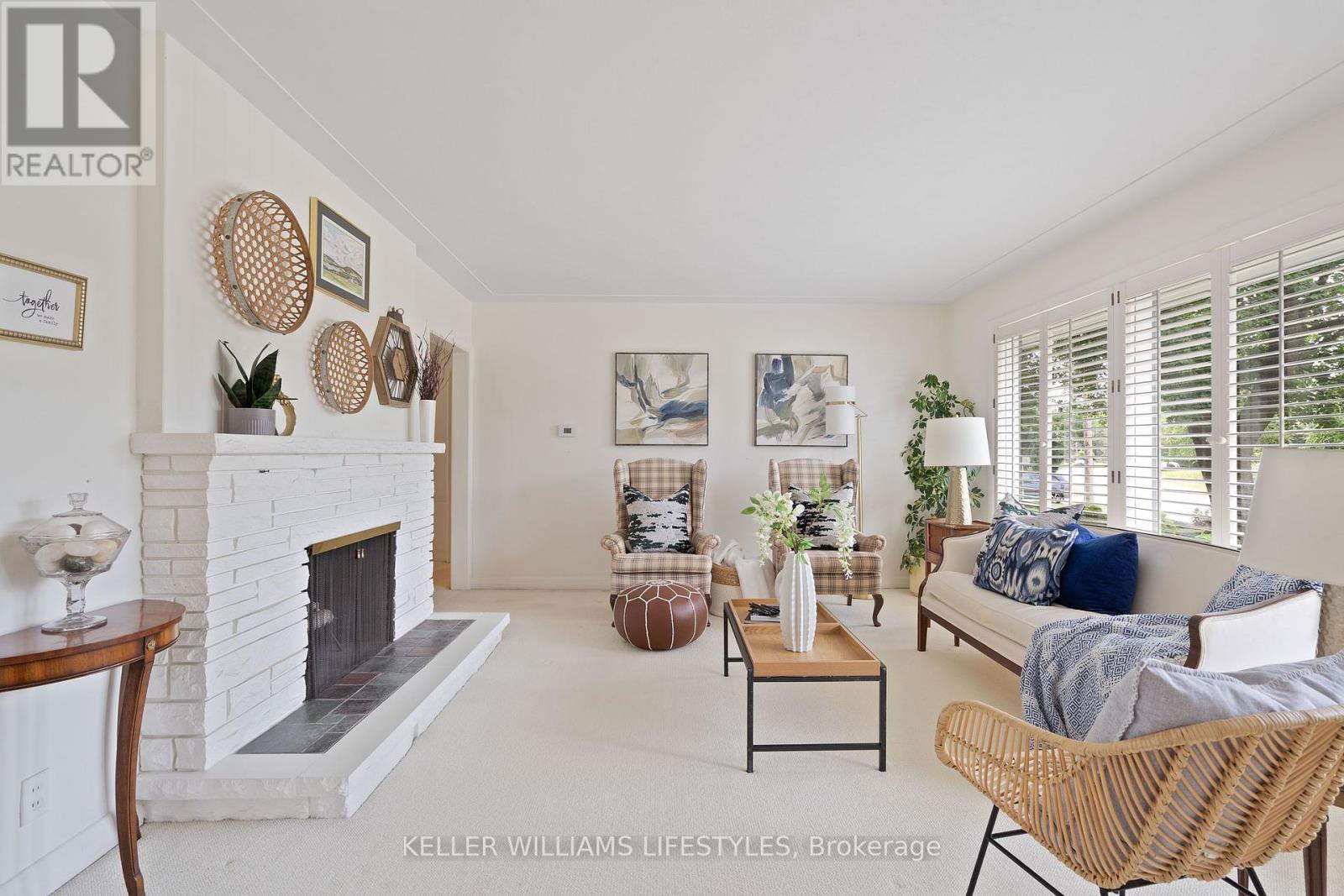 37 BLOOMFIELD DRIVE