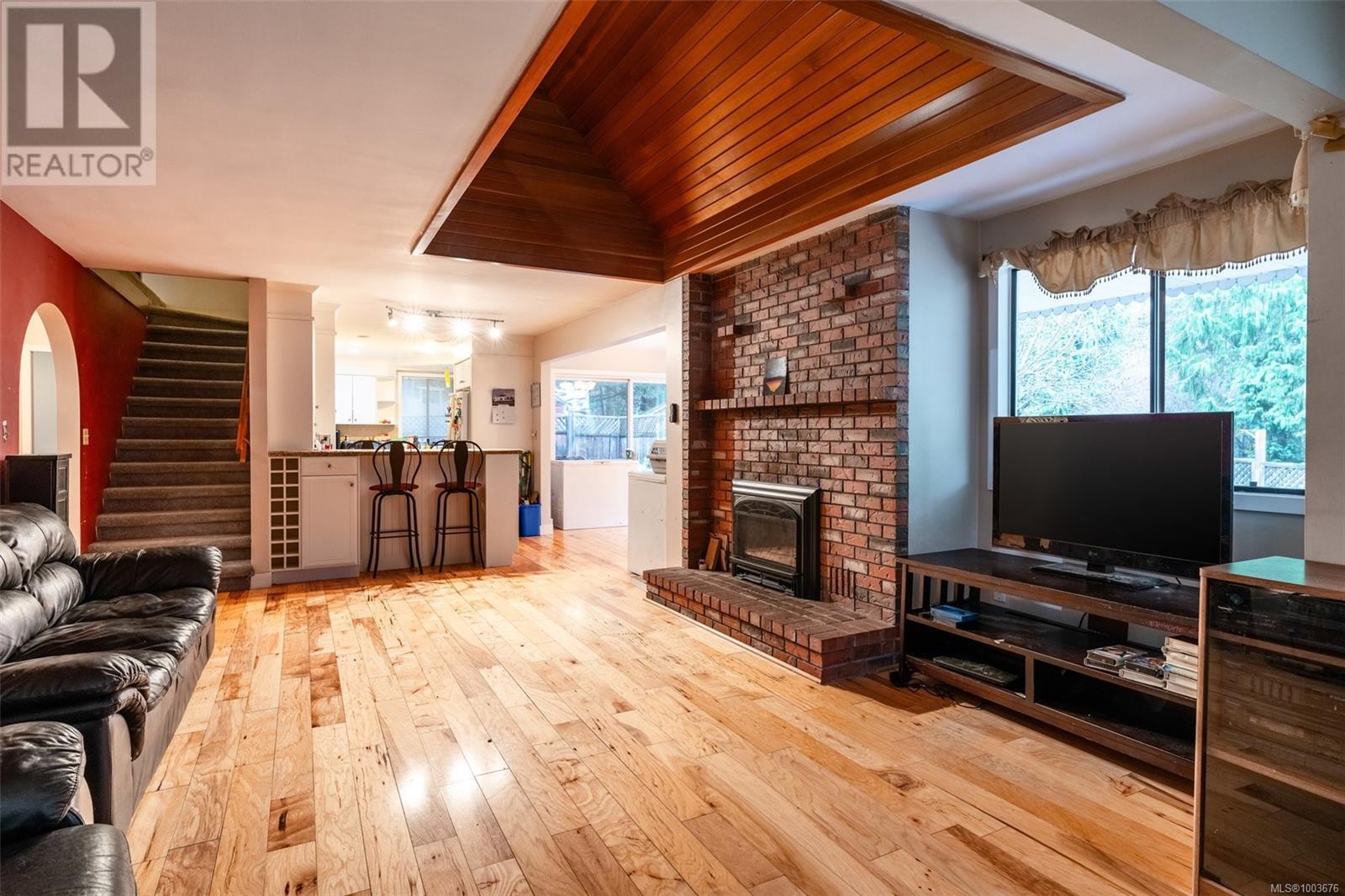 3074 Sooke Rd
