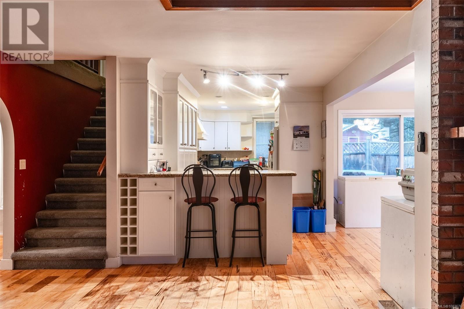 3074 Sooke Rd