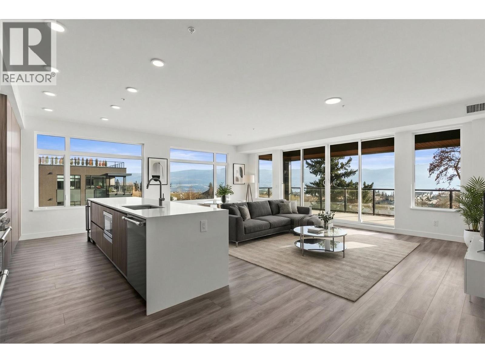 2760 Olalla Road Unit# 207