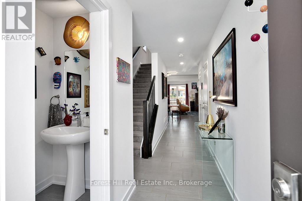 123 MULLIN STREET