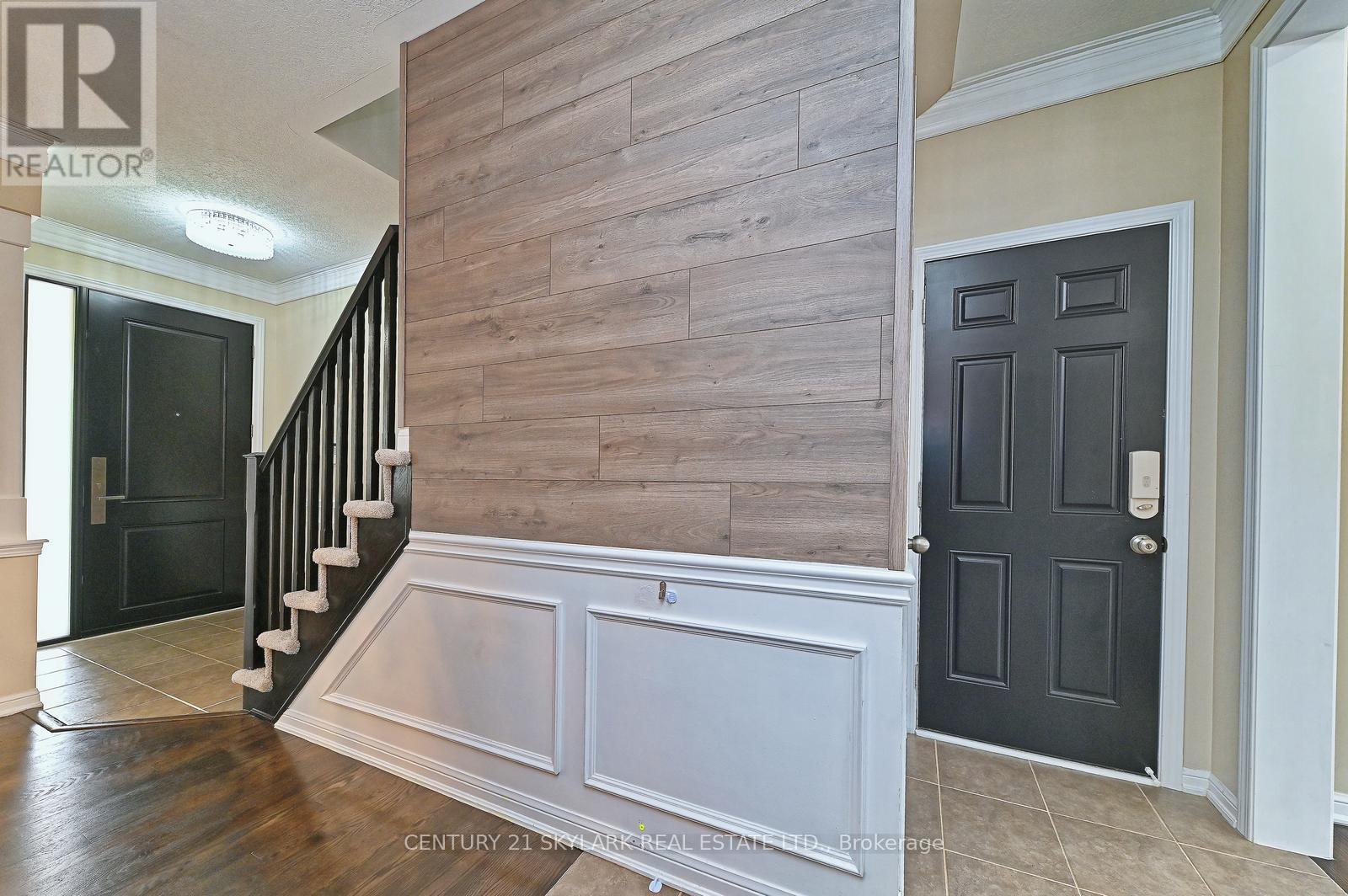 24 DALTON DRIVE