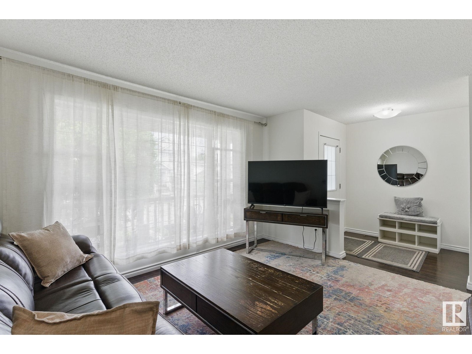 21327 89 AV NW