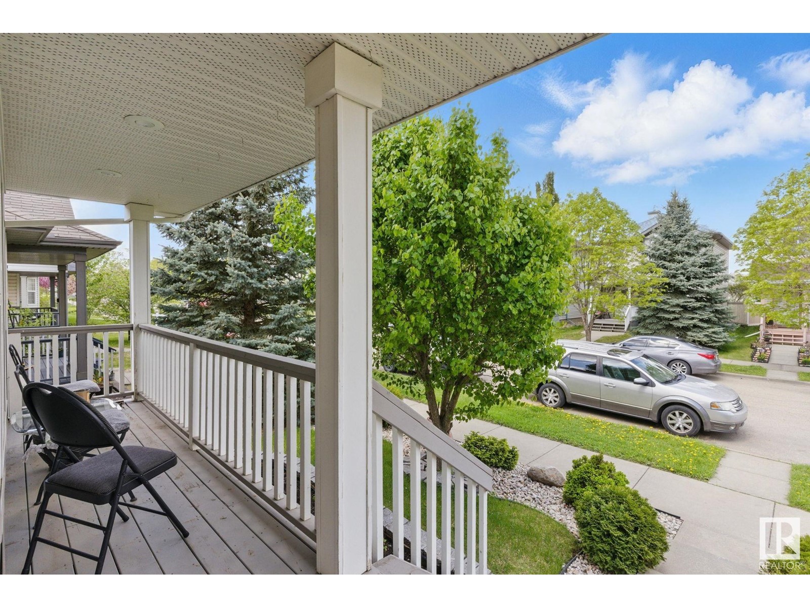 21327 89 AV NW
