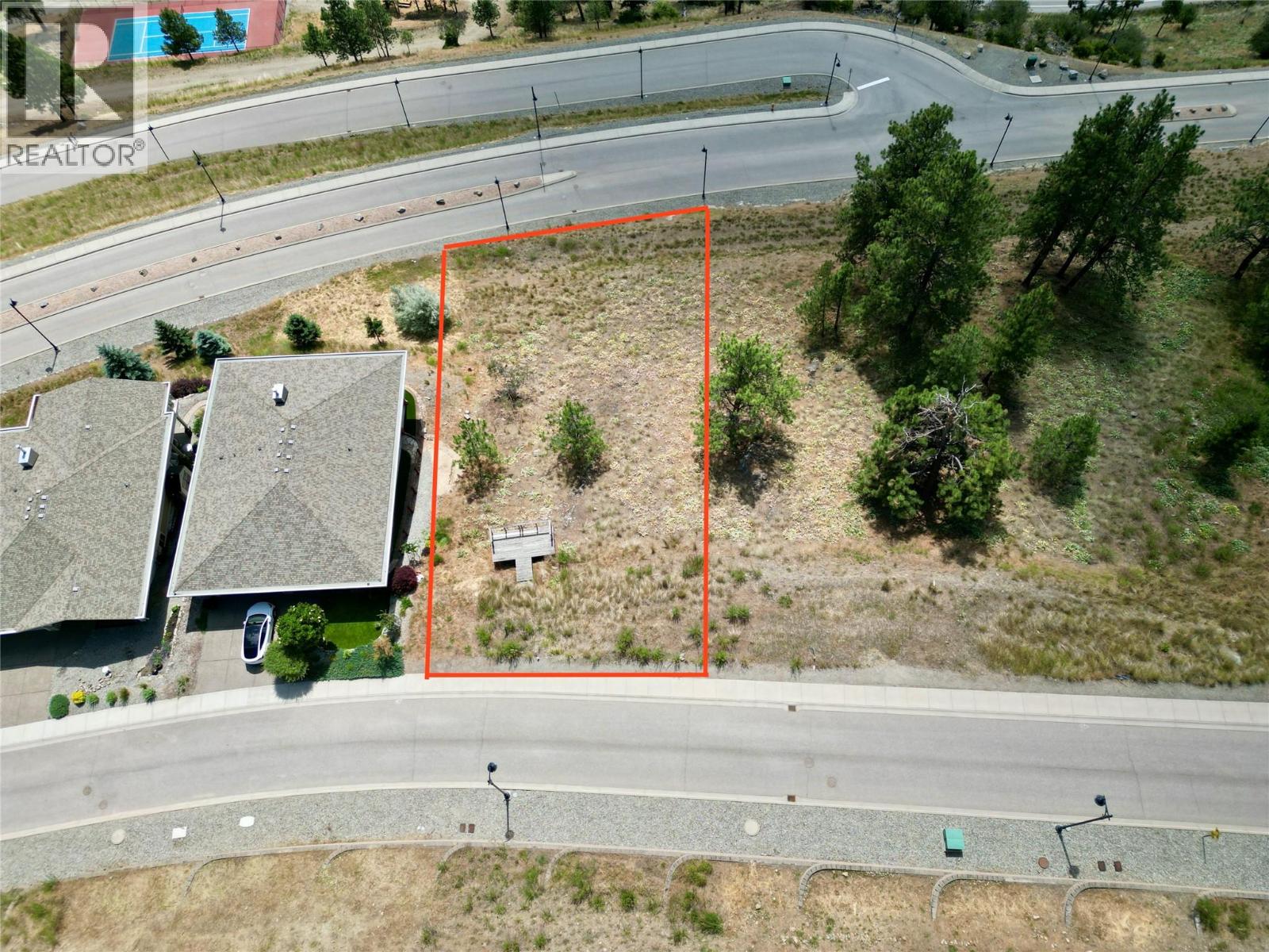 8816 Stonington Road