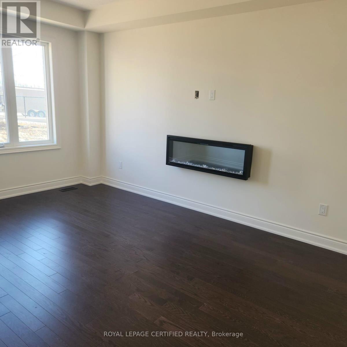 172 BLOOMFIELD CRESCENT