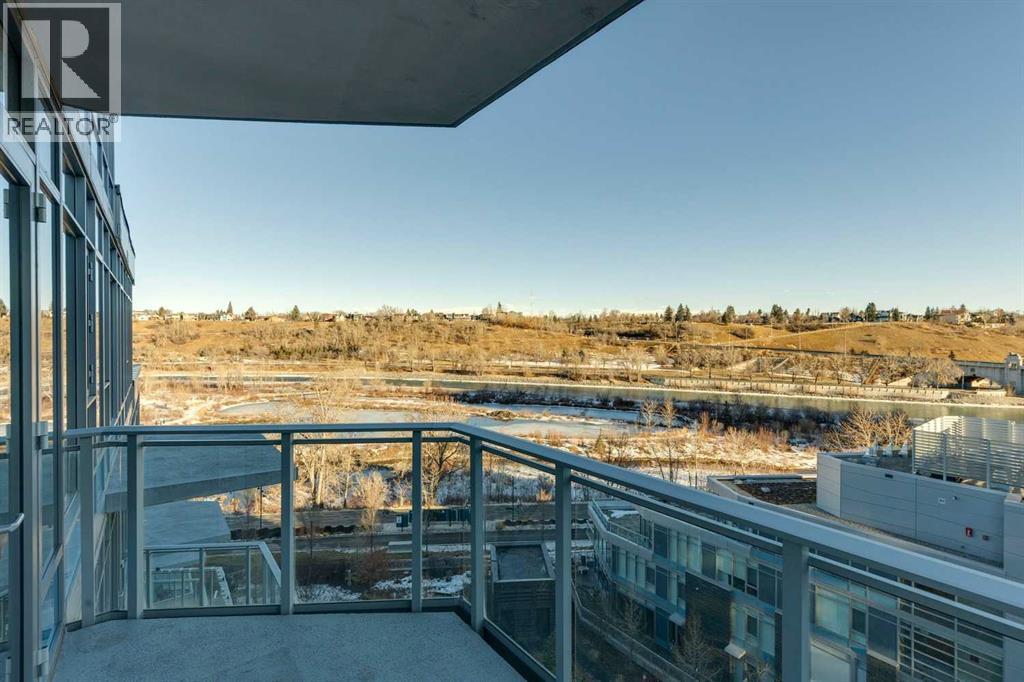 803, 108 2 Street SW