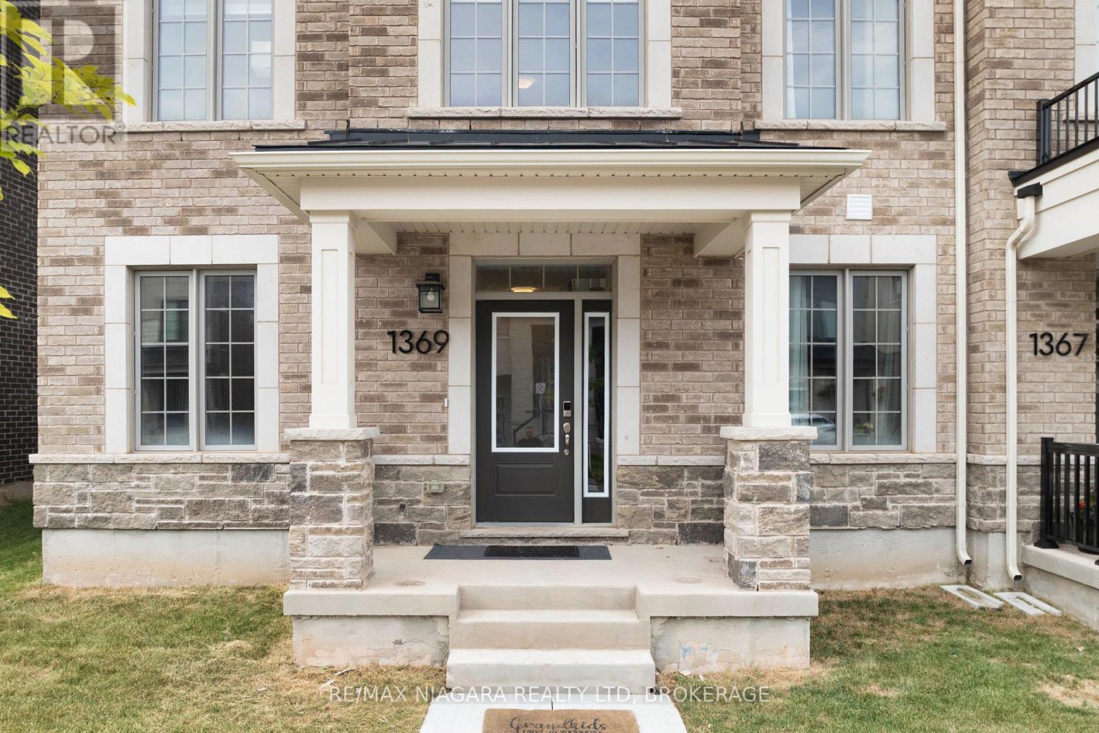 1369 KOBZAR DRIVE