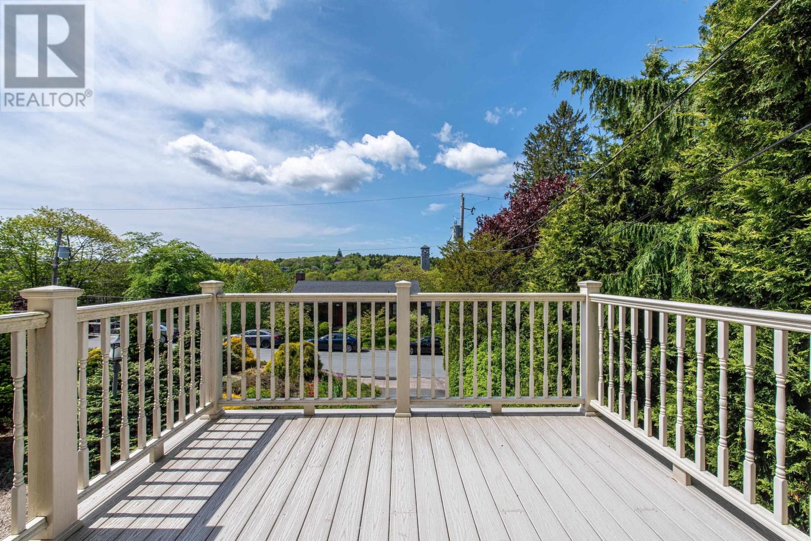 1111 Rockcliffe Street